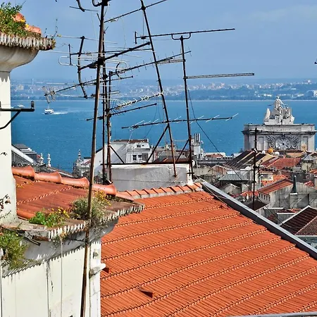 Downtown Santana * Lisbon