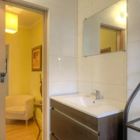 Downtown Santana Apartment Lisbon